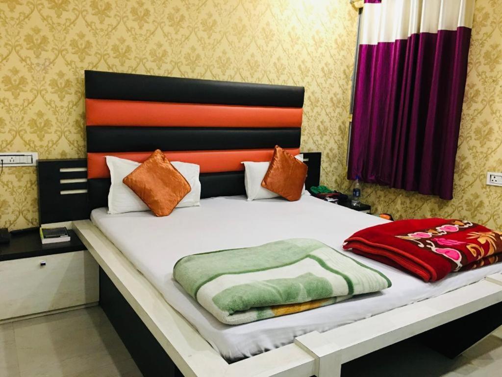 Hotel Natraj Sasaram Eksteriør billede